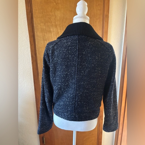 GAP Women's Dark Blue Textured Jacket - Picture 8 of 9